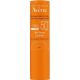 Avène Trés Haute Protection Hydratant Stick Lévres Spf 50+ Protector solar para labios hidratante pequeño y práctico