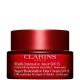 Clarins Multi-Intensive Jour Spf 15 Crema de día hidratante reafirmante y antiarrugas ofrece piel más flexible rellenada y confortable al instante 50 ml