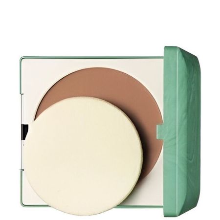 Clinique Stay-Matte Sheer Pressed Powder Oil Free Polvos compactos de textura ligera para dar a la piel un aspecto mate perfecto